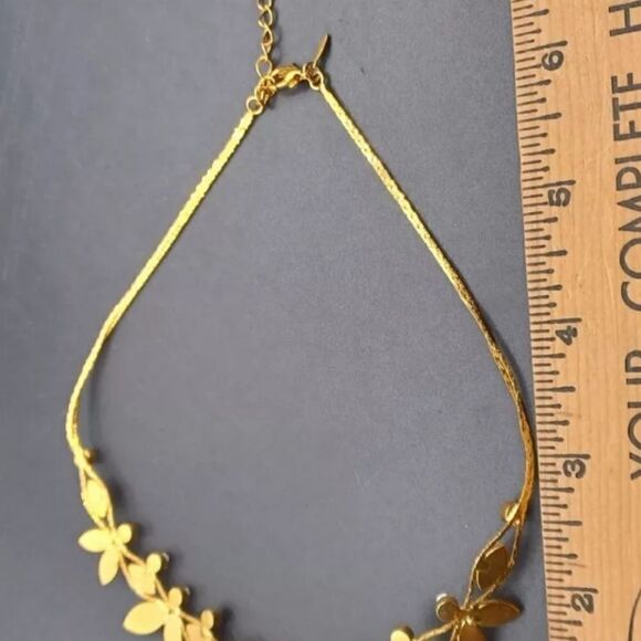 Vintage Avon Pink Moonstone Rhinestone Goldtone Necklace - Picture 5 of 5